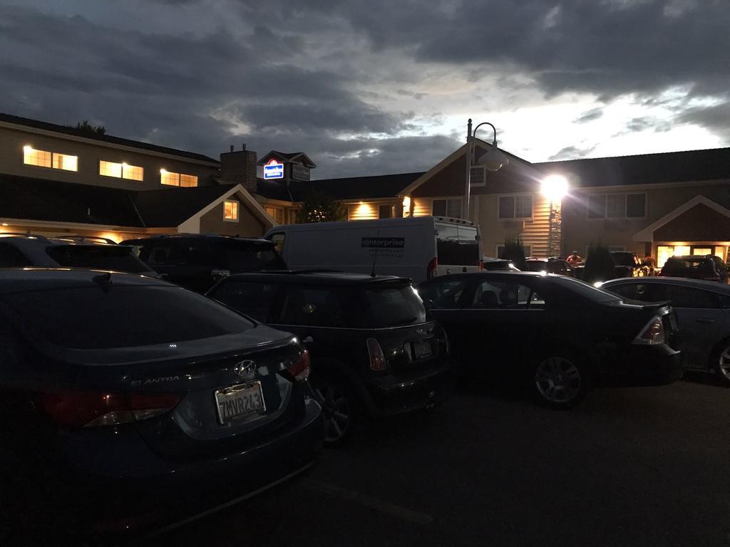 Americinn By Wyndham Hotel And Suites Long Lake Exterior foto